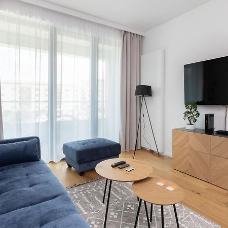 Apartament Vespa Beach Nearby By Noclegi Renters Gdynia Exteriör bild